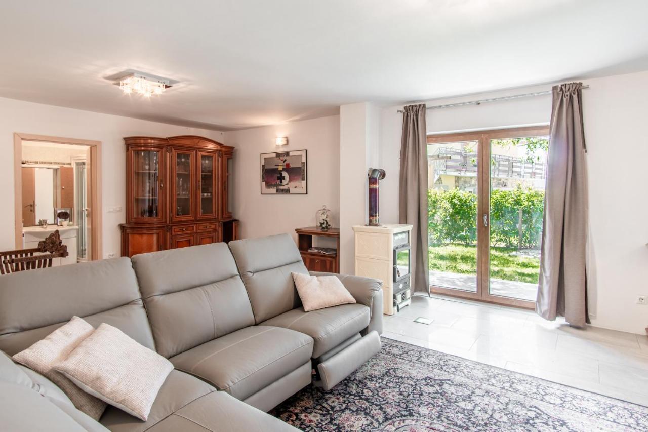 Villa Hermes Art Dutovlje Kültér fotó