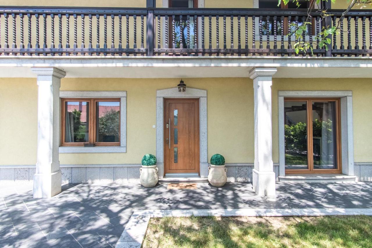 Villa Hermes Art Dutovlje Kültér fotó